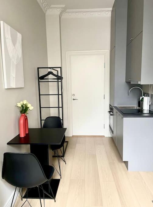 Modern And Cozy Studio Apartment In Central ออสโล ภายนอก รูปภาพ